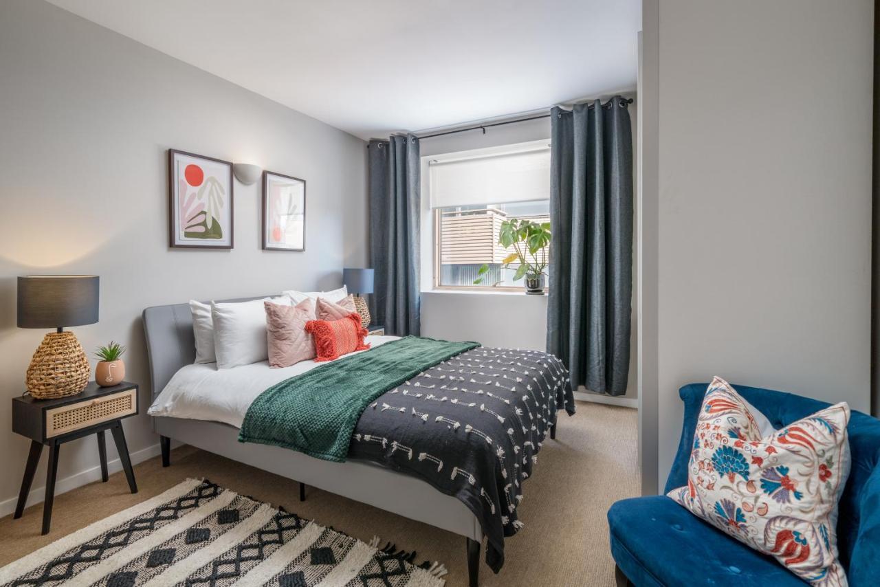 2 Bedroom Apartment With Park Views Shoreditch London Exterior photo