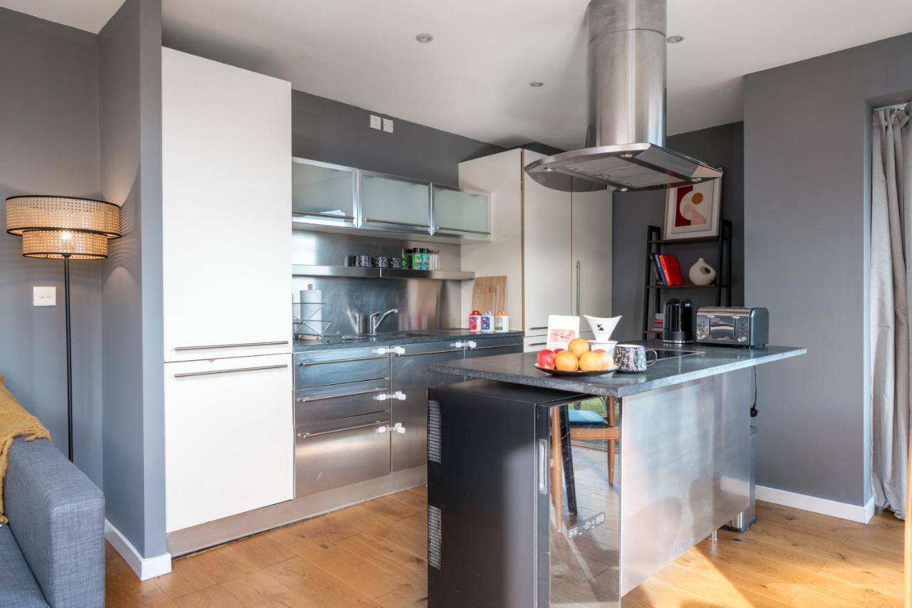 2 Bedroom Apartment With Park Views Shoreditch London Exterior photo